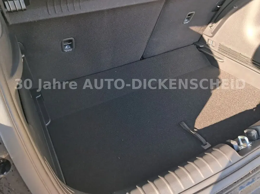 Kia Stonic - Thumbnail 11