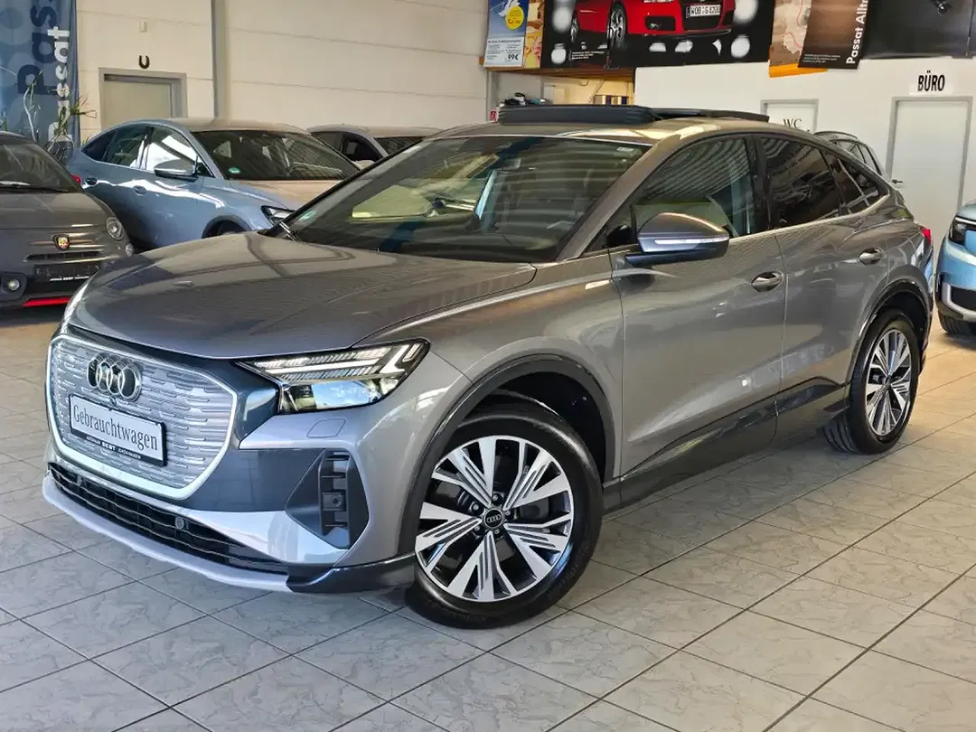 Audi Q4 e-tron - Thumbnail 1