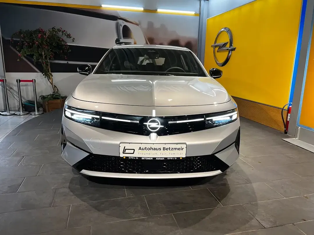 Opel Astra - Thumbnail 7