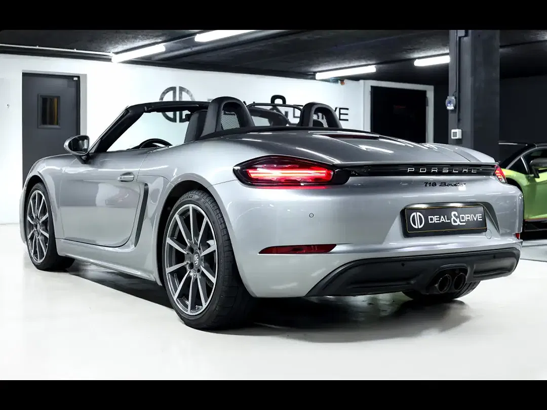 Porsche Boxster - Thumbnail 2