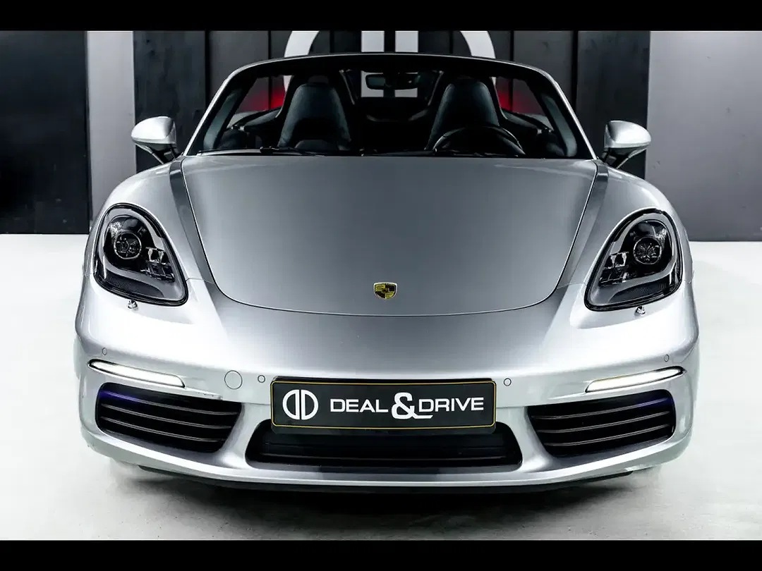 Porsche Boxster - Thumbnail 3