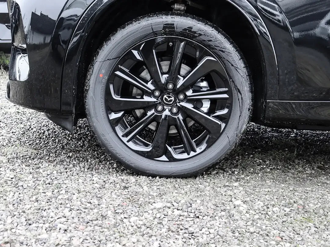 Mazda CX-60 - Thumbnail 3