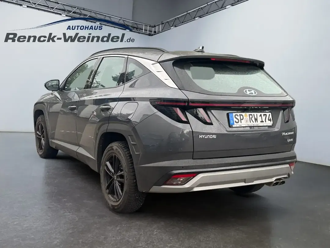 Hyundai TUCSON - Thumbnail 3