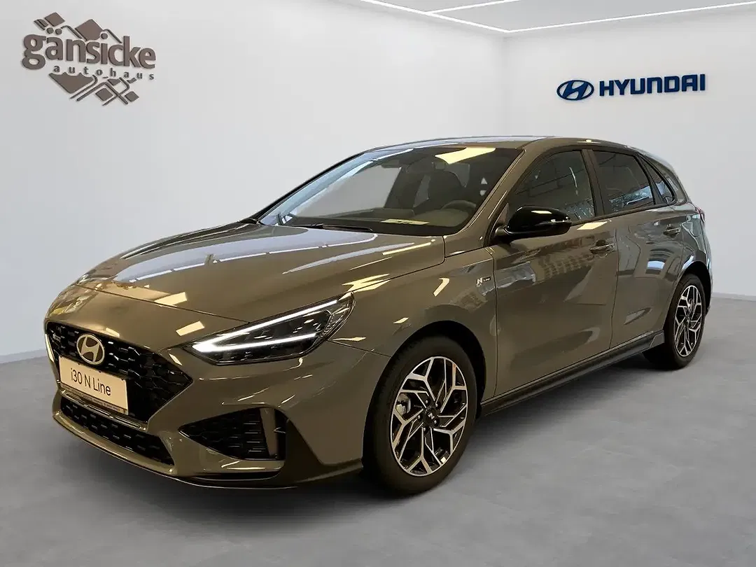 Hyundai i30 - Thumbnail 1