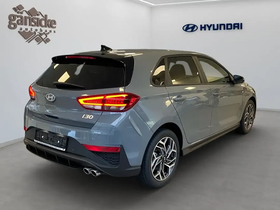 Hyundai i30 - Thumbnail 3