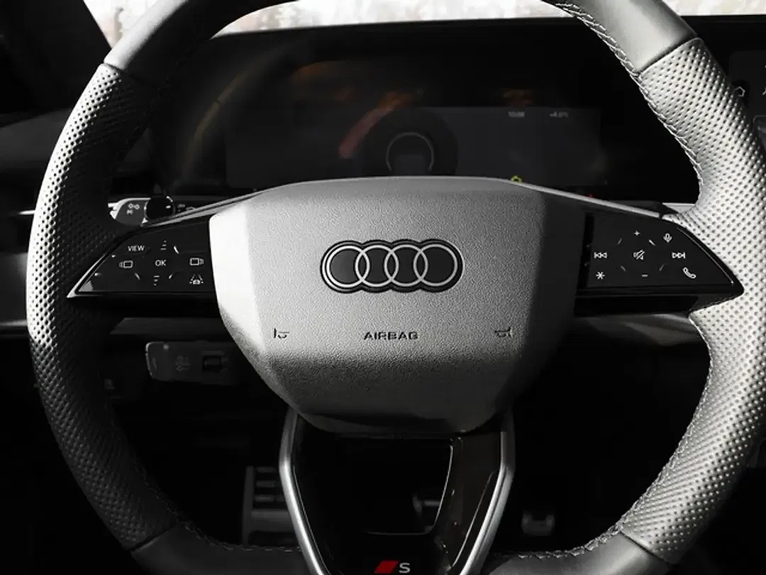 Audi Q3 - Thumbnail 14