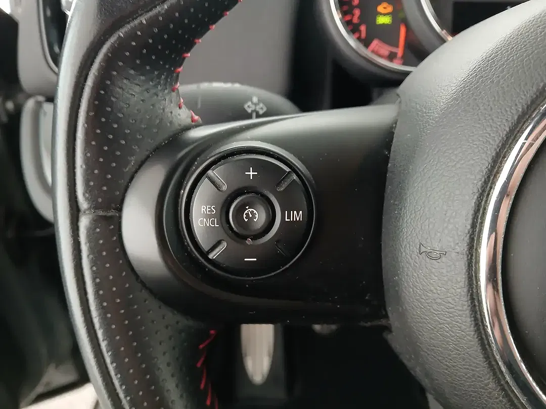 MINI Cooper Countryman - Thumbnail 10