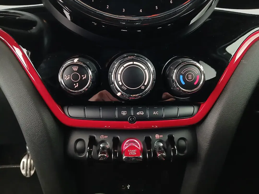 MINI Cooper Countryman - Thumbnail 12