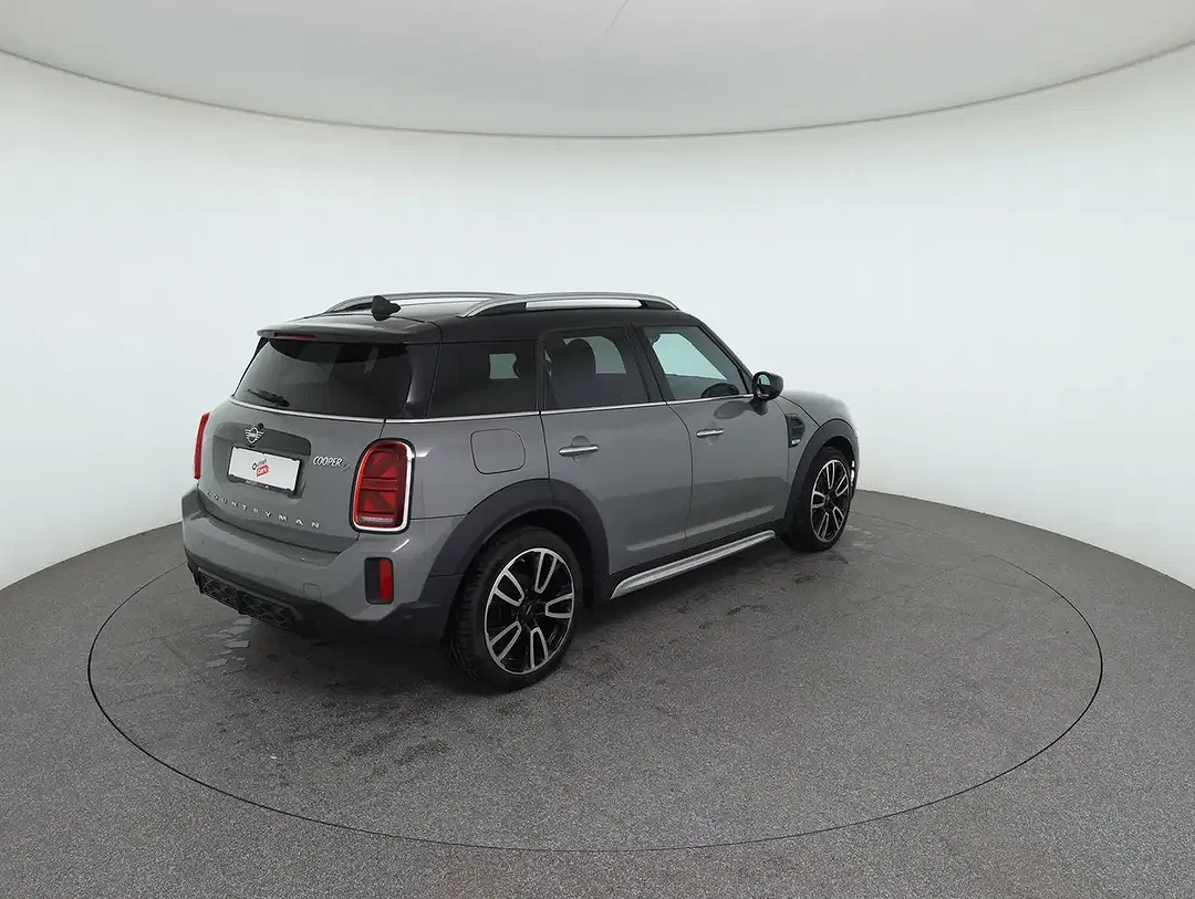 MINI Cooper Countryman - Thumbnail 2