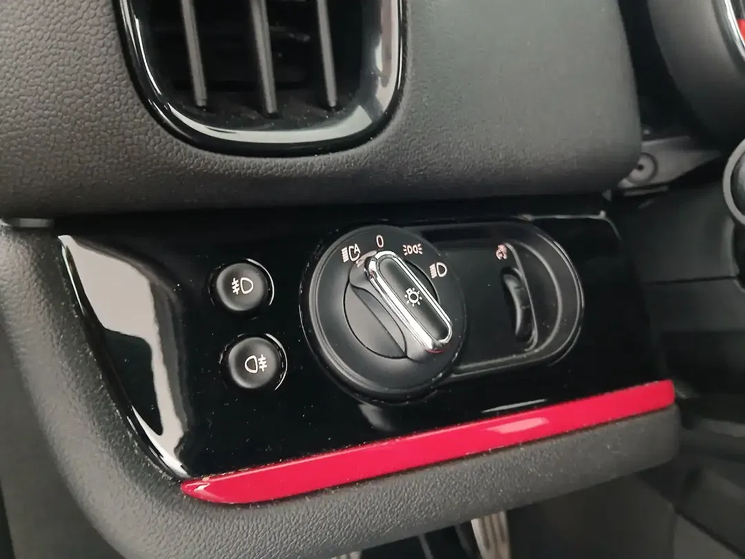MINI Cooper Countryman - Thumbnail 4