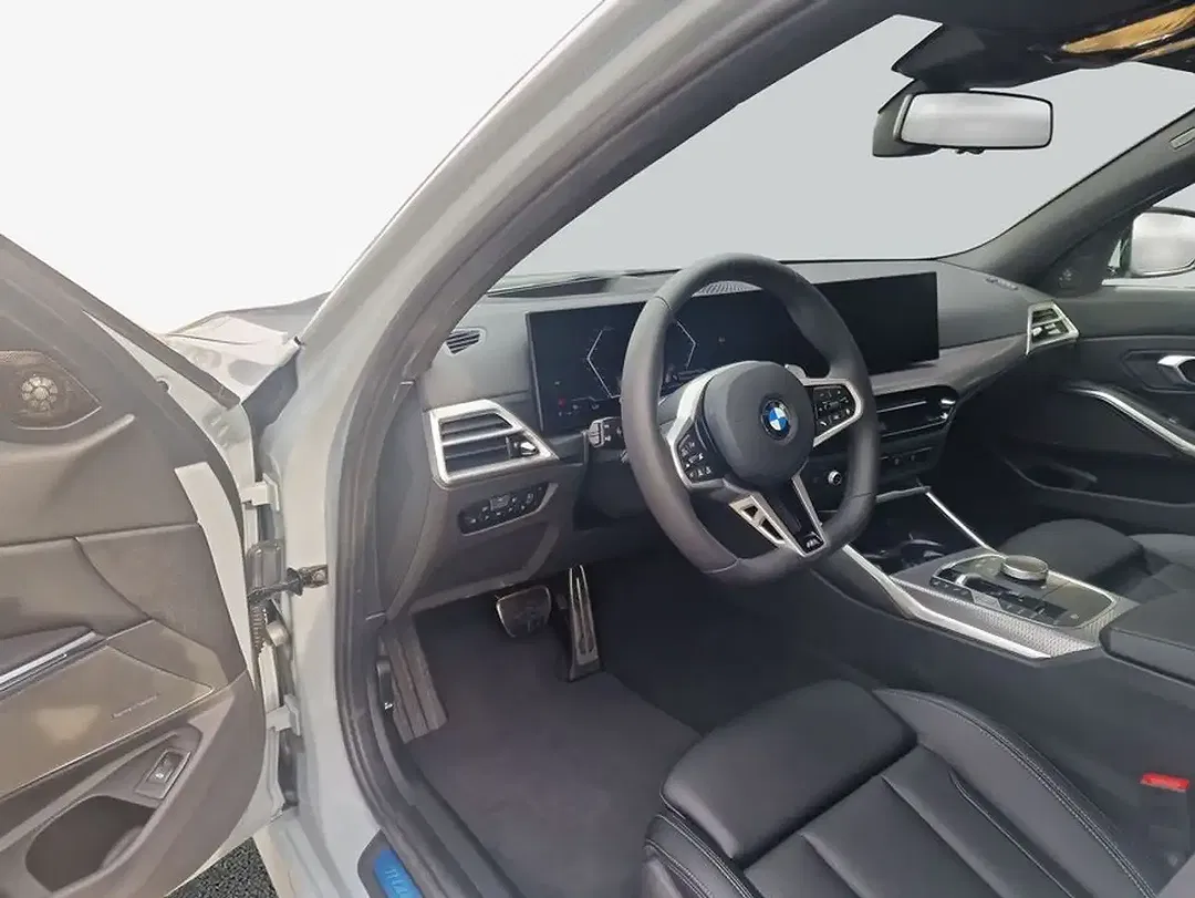 BMW 330 - Thumbnail 10