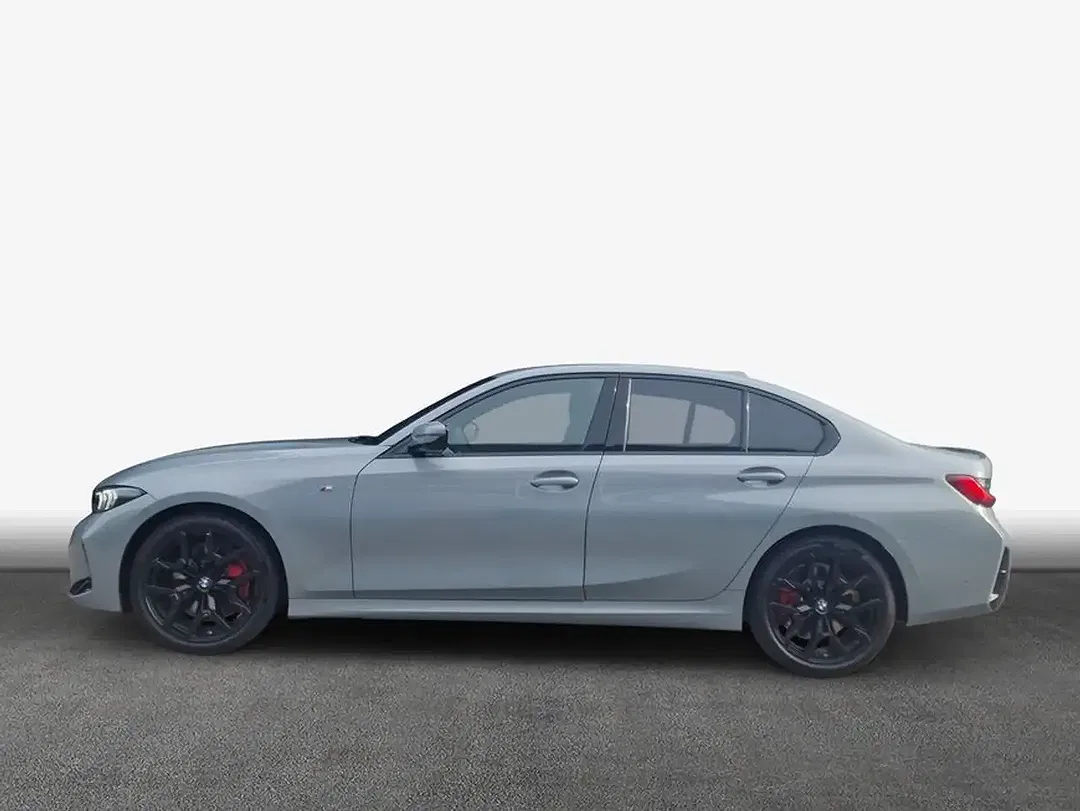 BMW 330 - Thumbnail 4