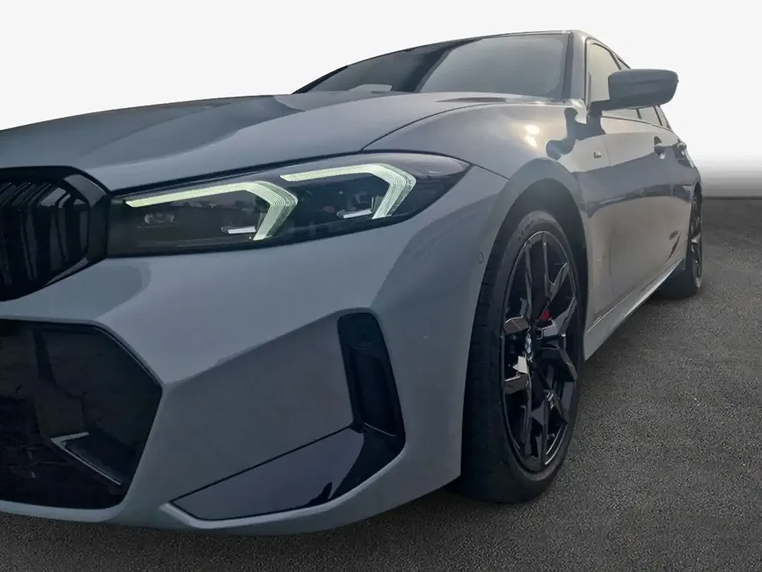 BMW 330 - Thumbnail 6