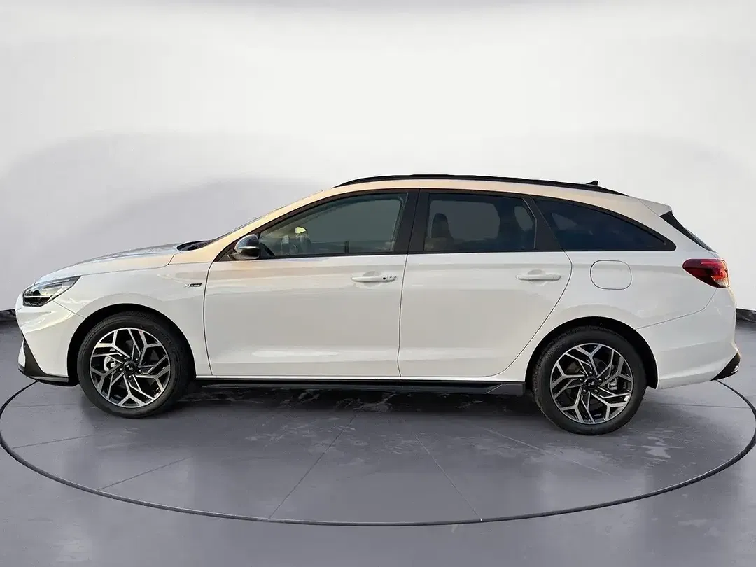 Hyundai i30 - Thumbnail 3
