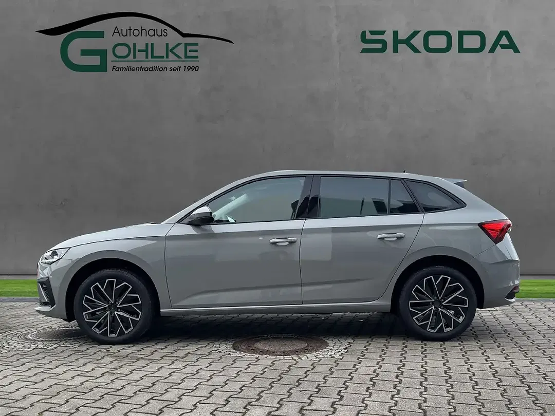 Skoda Scala - Thumbnail 2