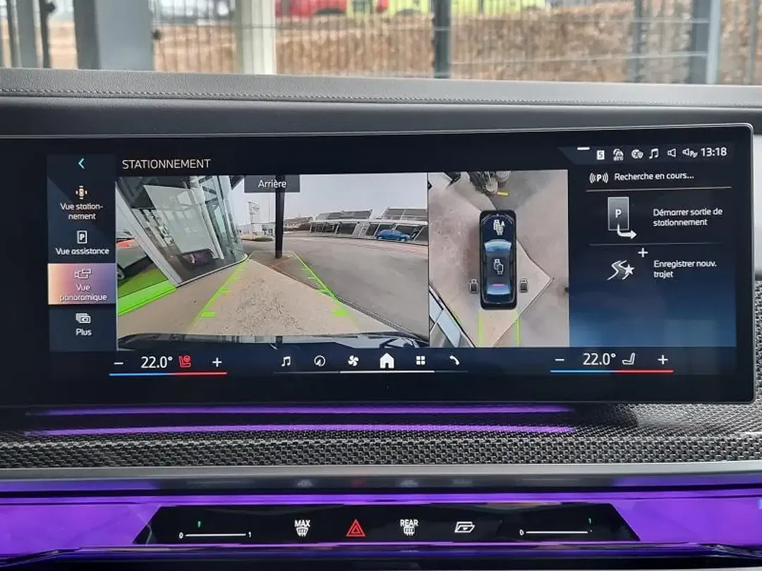 BMW i7 - Thumbnail 12