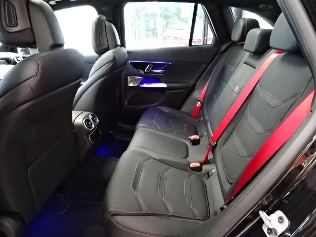 Mercedes-Benz GLC 43 AMG - Thumbnail 10