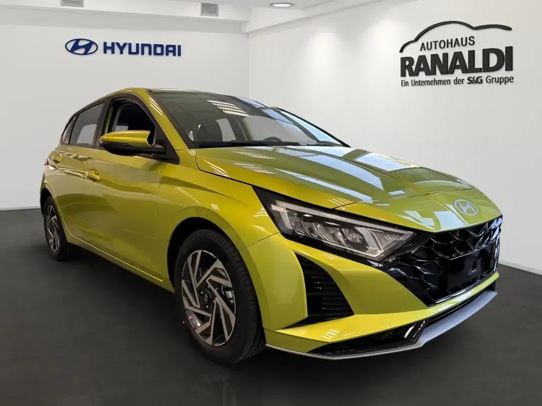 Hyundai i20 - Thumbnail 2