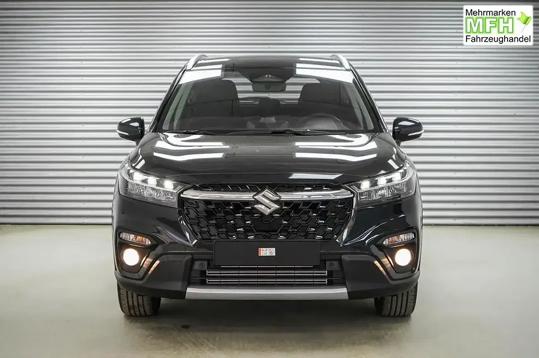 Suzuki S-Cross - Thumbnail 2
