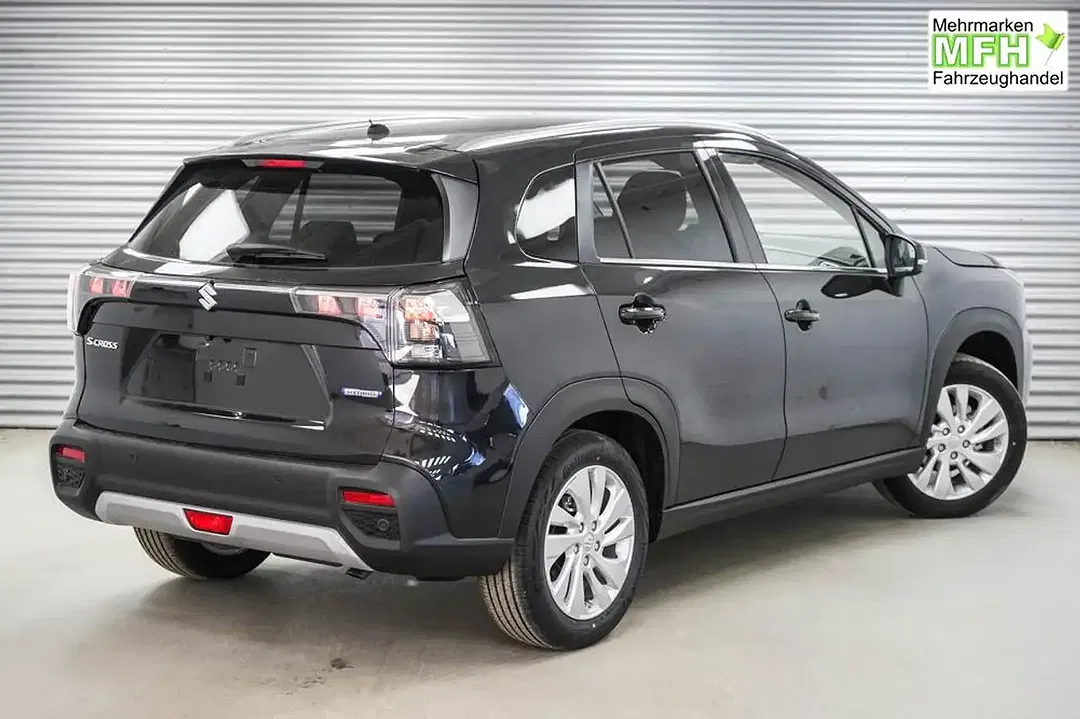 Suzuki S-Cross - Thumbnail 3
