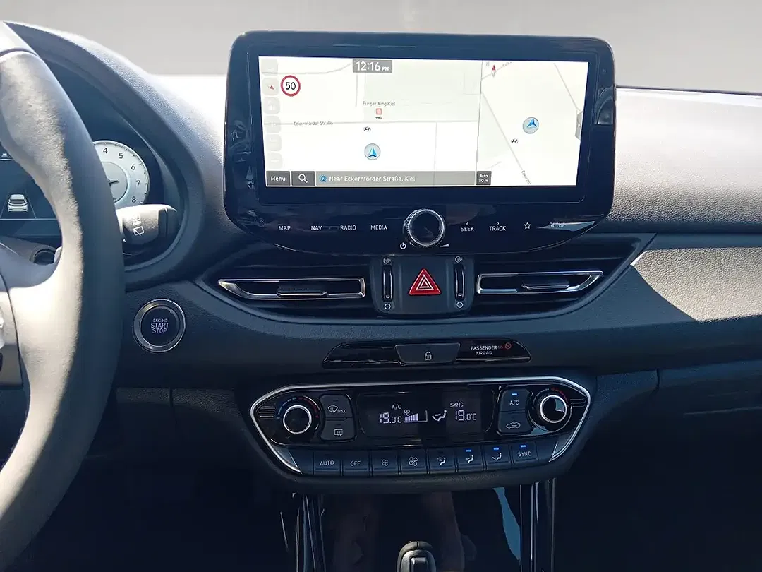 Hyundai i30 - Thumbnail 9