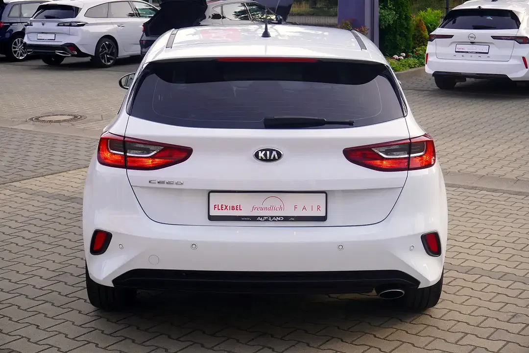 Kia Ceed / cee'd - Thumbnail 6