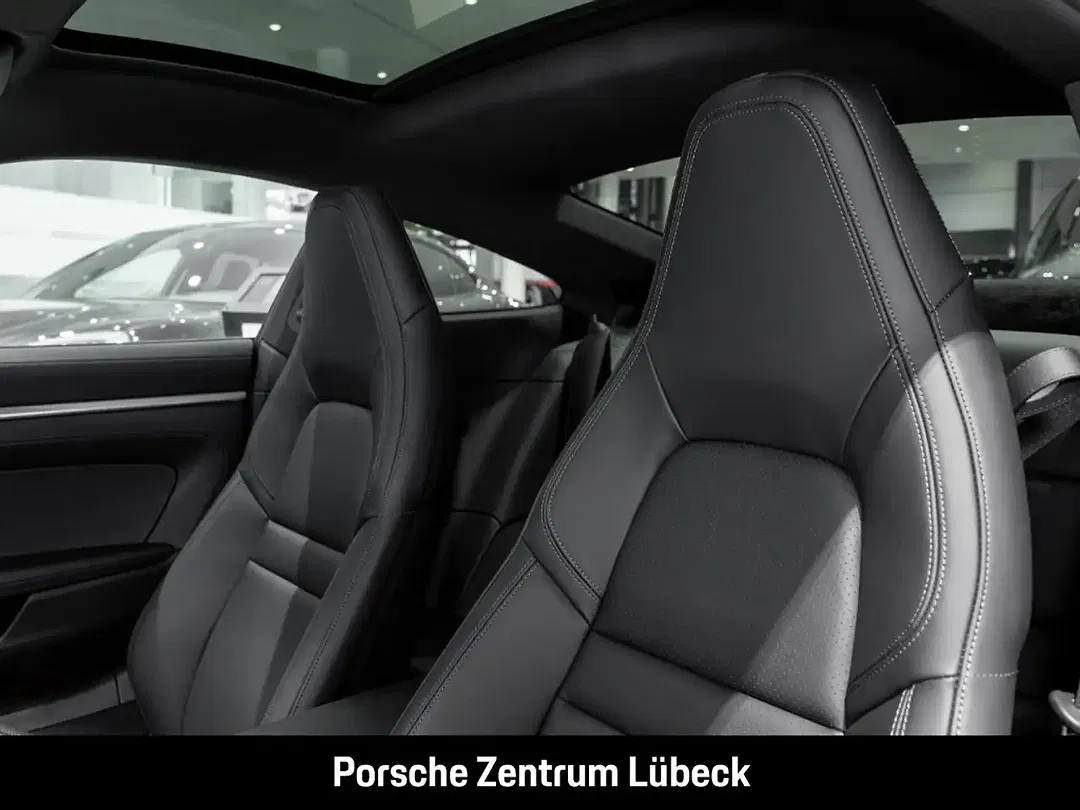 Porsche 992 - Thumbnail 5