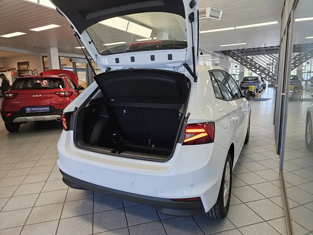 Skoda Fabia - Thumbnail 3