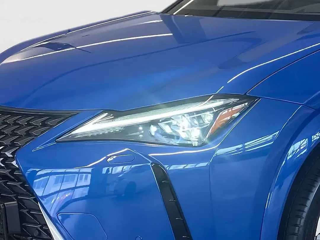 Lexus UX 300e - Thumbnail 7