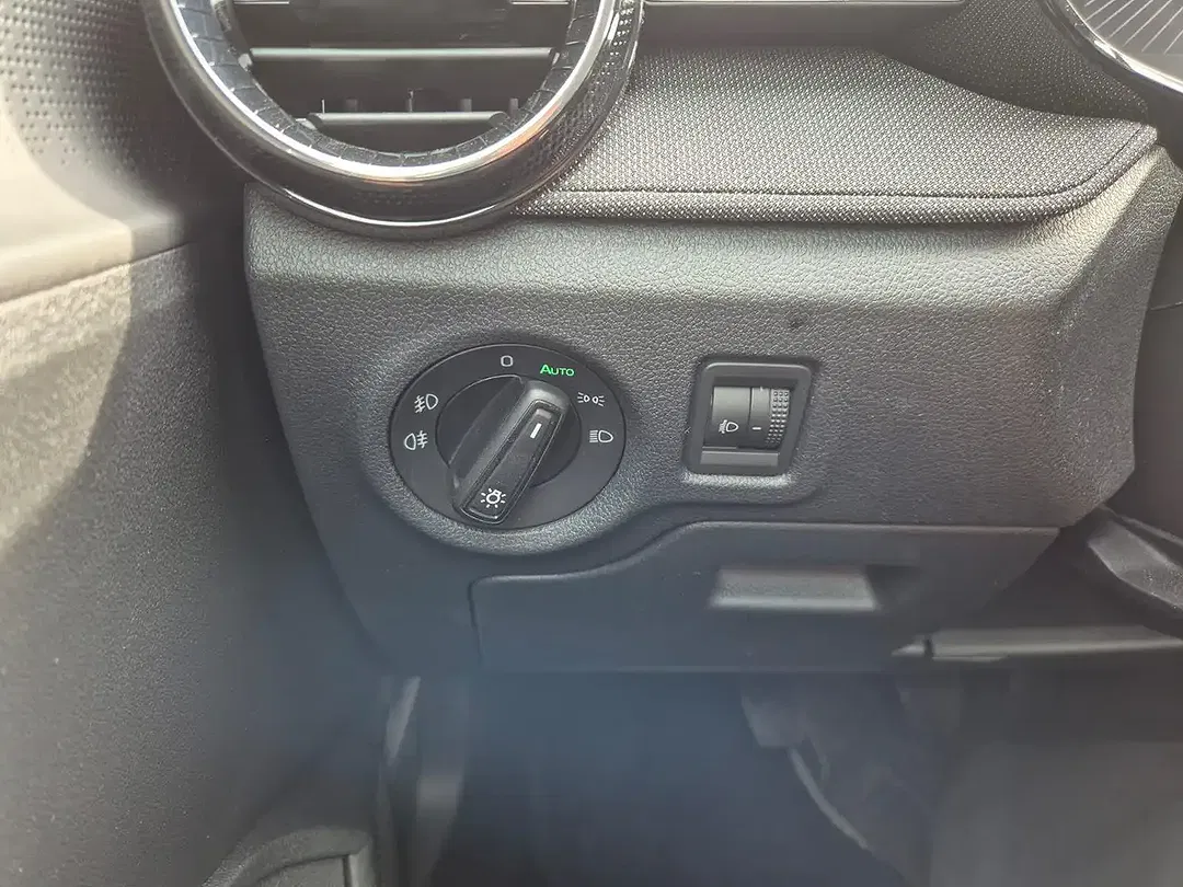 Skoda Fabia - Thumbnail 14