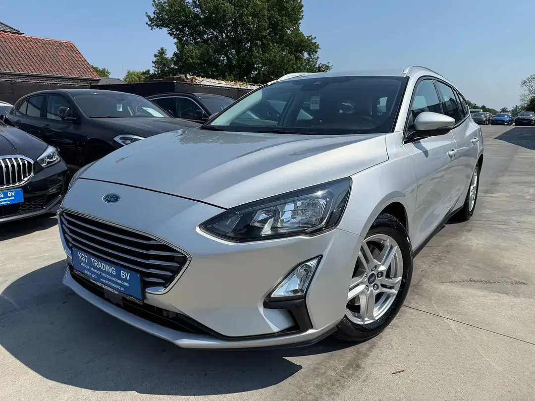 Ford Focus - Thumbnail 1
