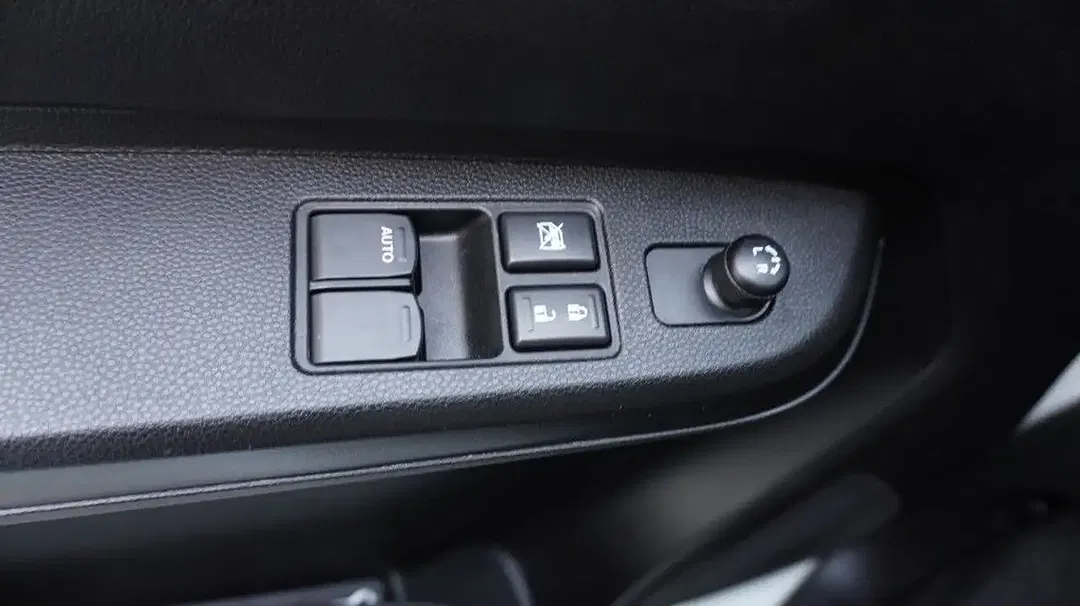 Suzuki Ignis - Thumbnail 14