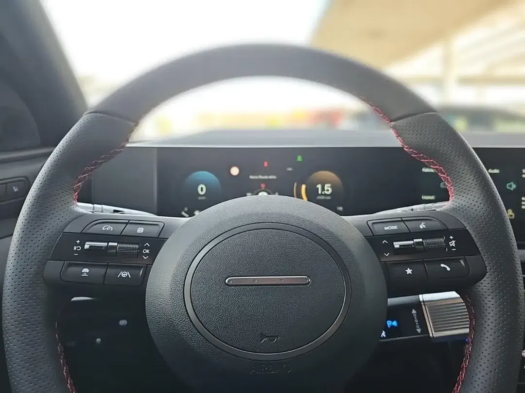 Hyundai TUCSON - Thumbnail 8