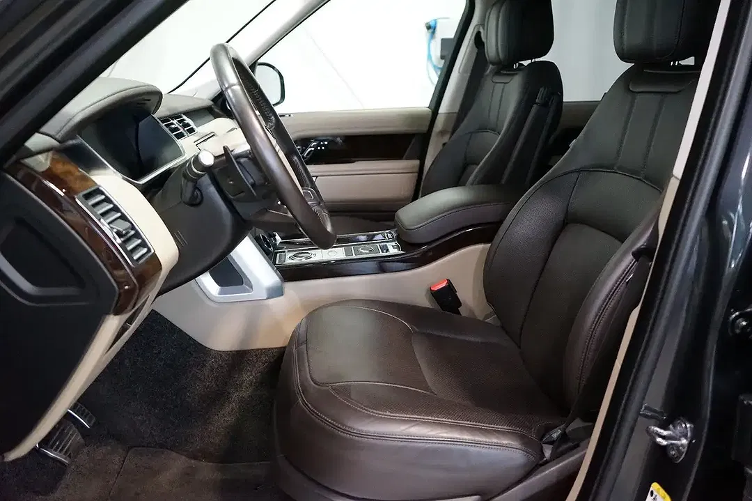 Land Rover Range Rover - Thumbnail 10