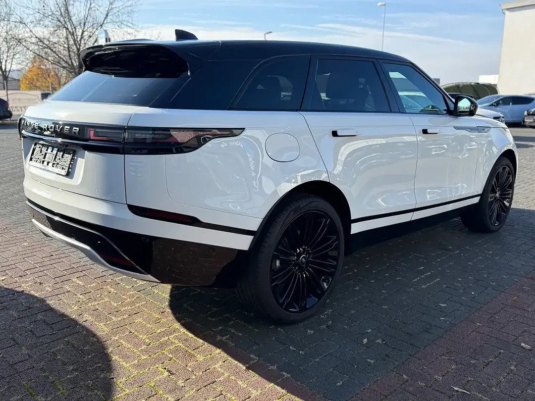 Land Rover Range Rover Velar - Thumbnail 5