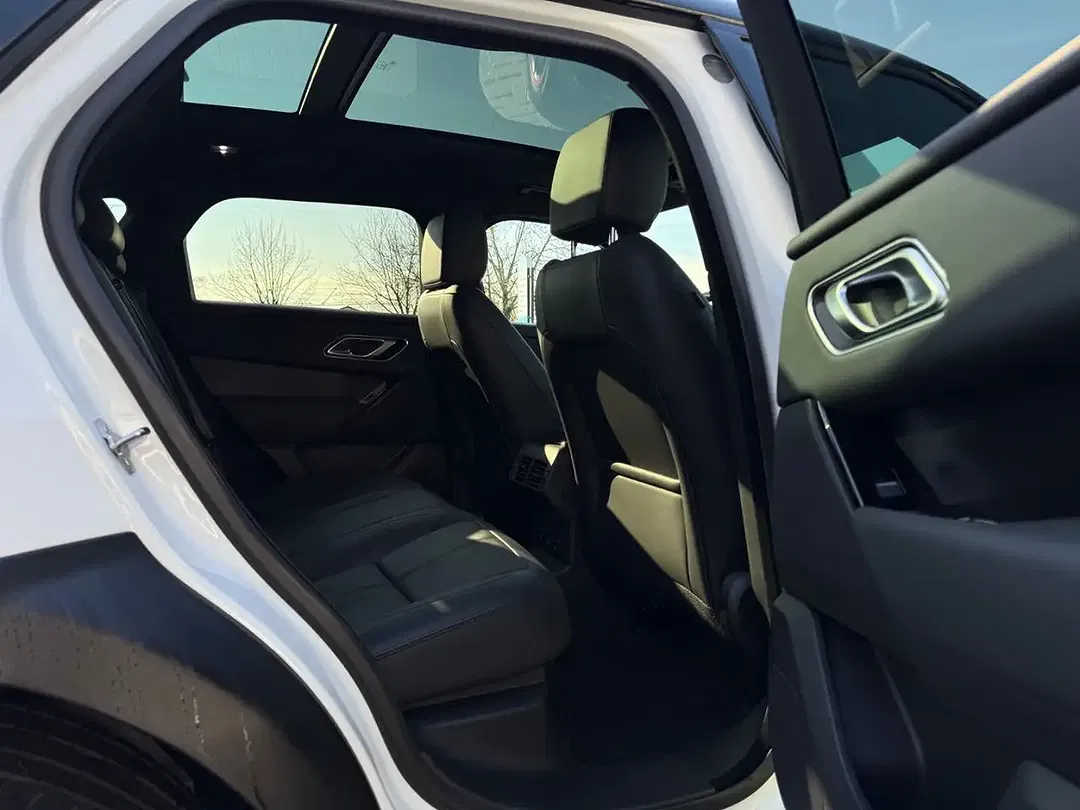 Land Rover Range Rover Velar - Thumbnail 9