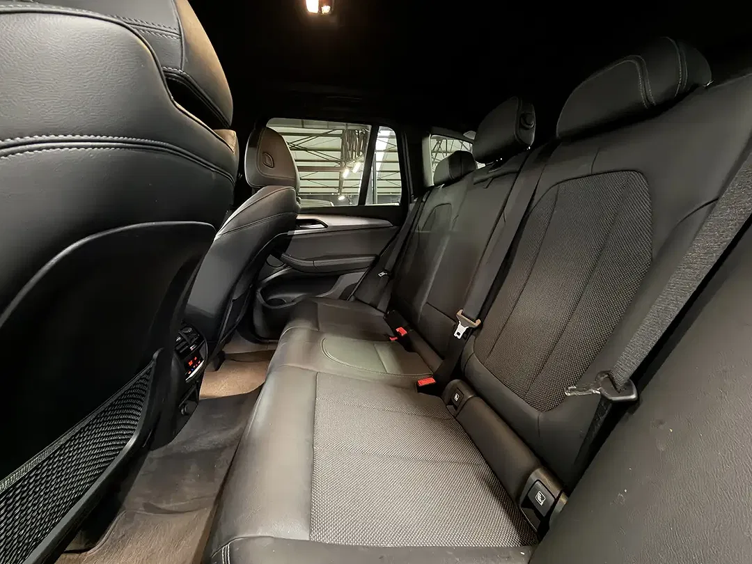 BMW X3 - Thumbnail 9