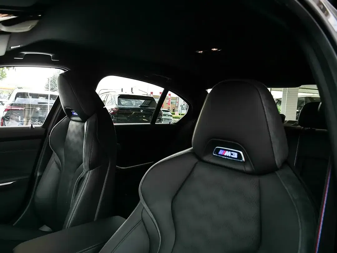 BMW M3 - Thumbnail 10