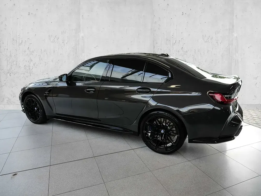 BMW M3 - Thumbnail 2