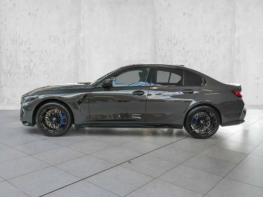 BMW M3 - Thumbnail 4