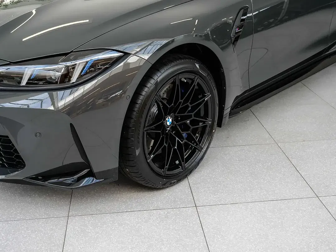 BMW M3 - Thumbnail 6