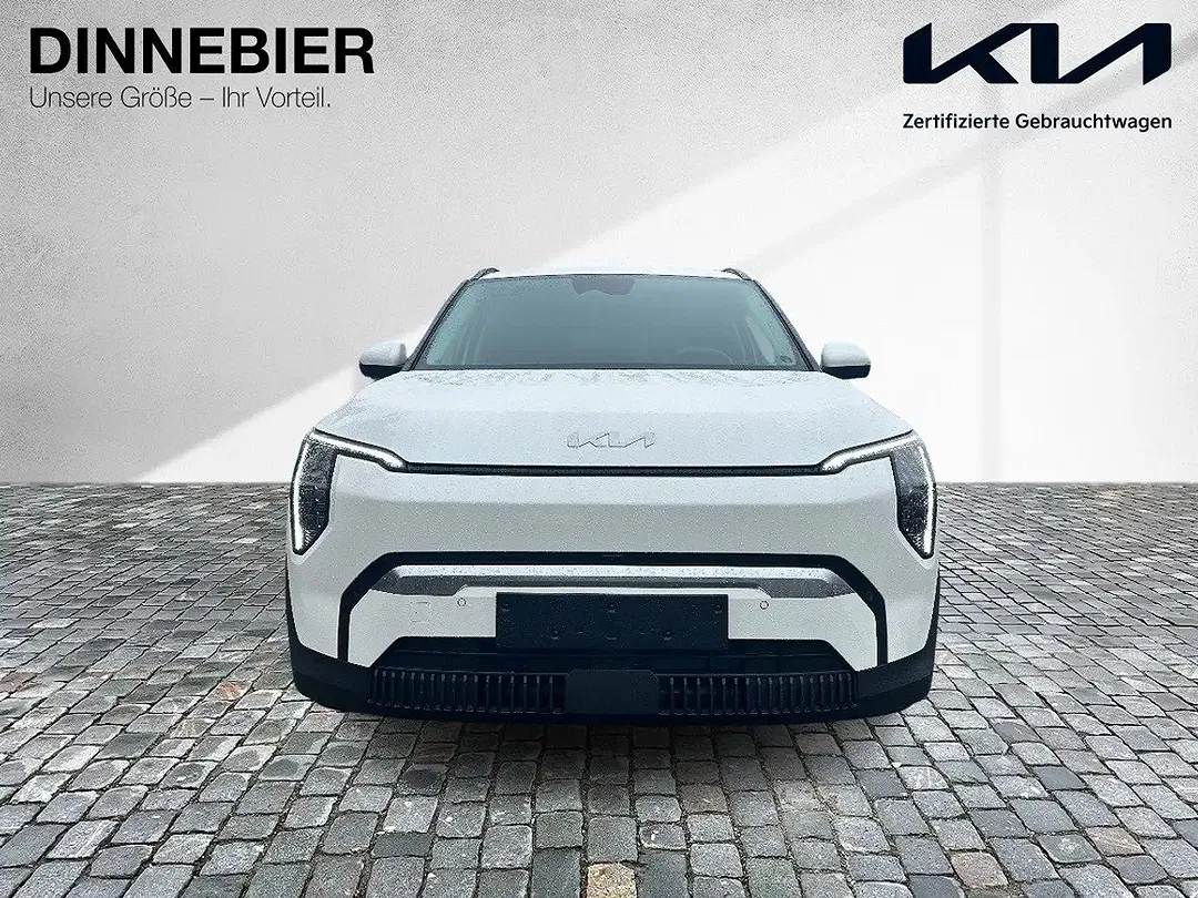 Kia EV3 - Thumbnail 10