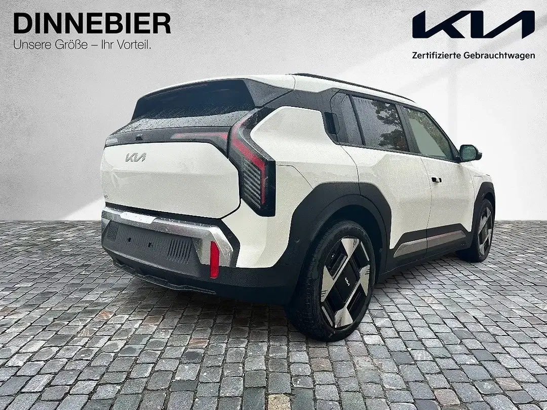 Kia EV3 - Thumbnail 7