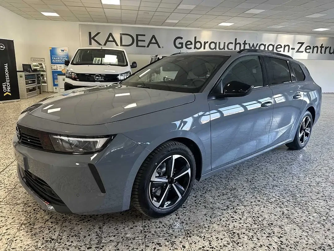 Opel Astra - Afbeelding 1