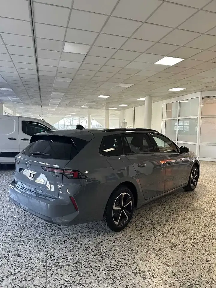 Opel Astra - Thumbnail 6