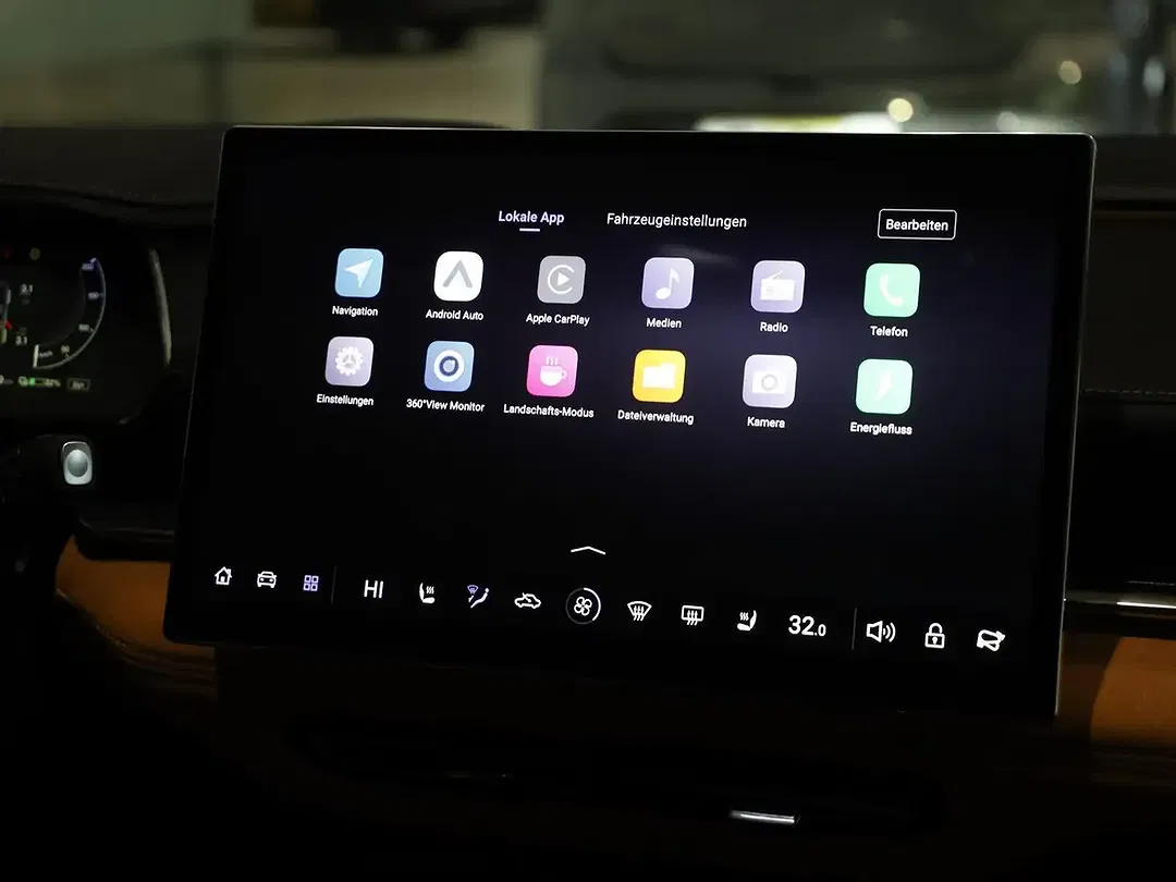 Mazda 6e - Thumbnail 10