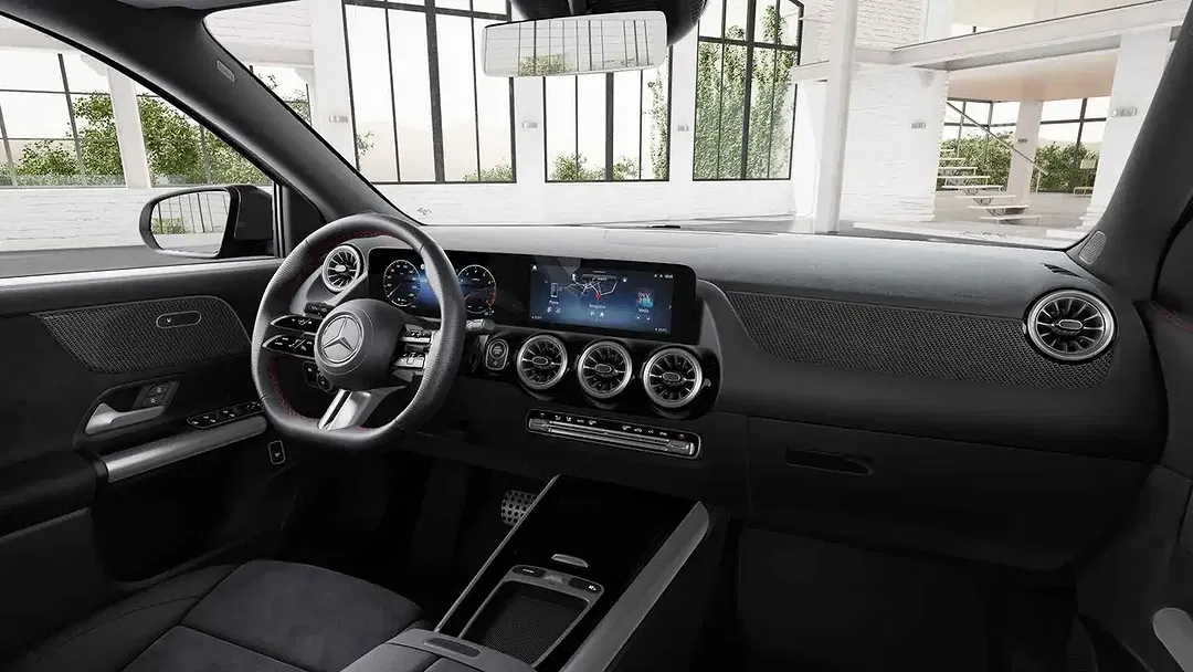 Mercedes-Benz GLA 180 - Thumbnail 12