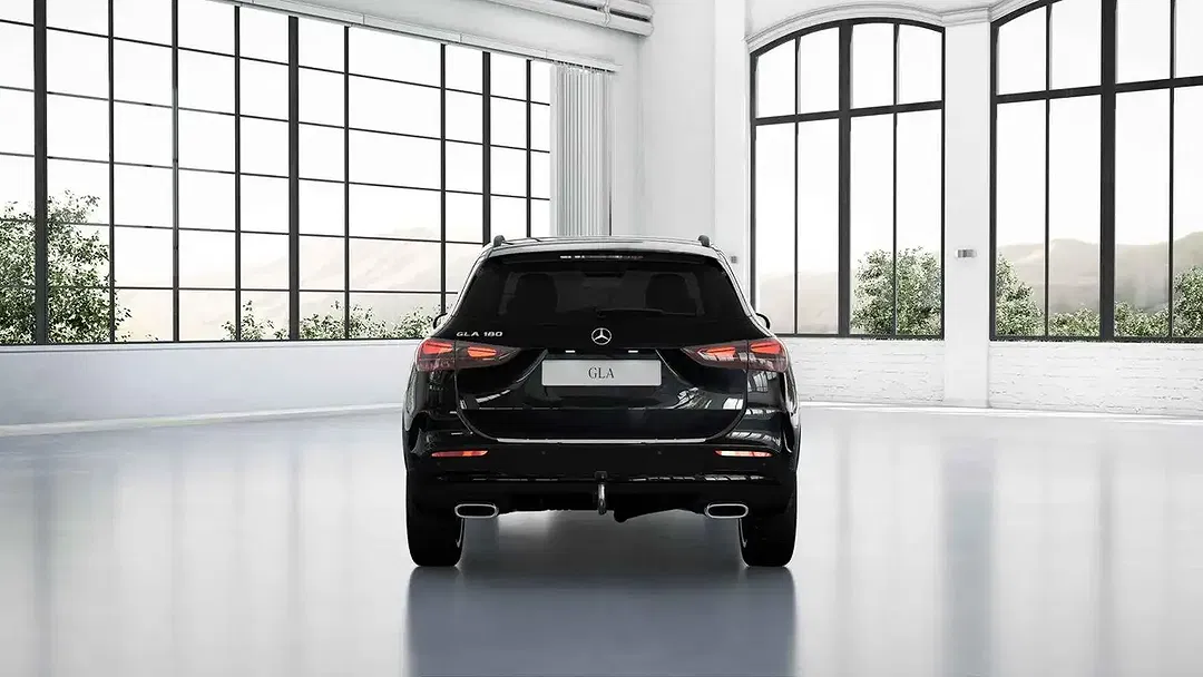 Mercedes-Benz GLA 180 - Thumbnail 6