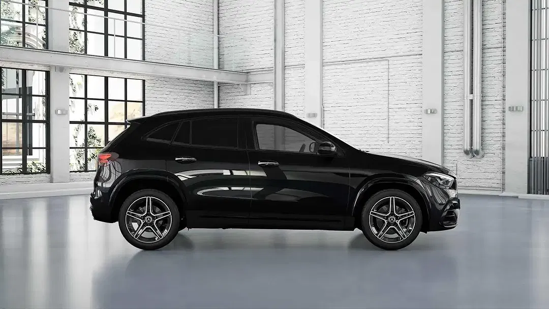 Mercedes-Benz GLA 180 - Thumbnail 8