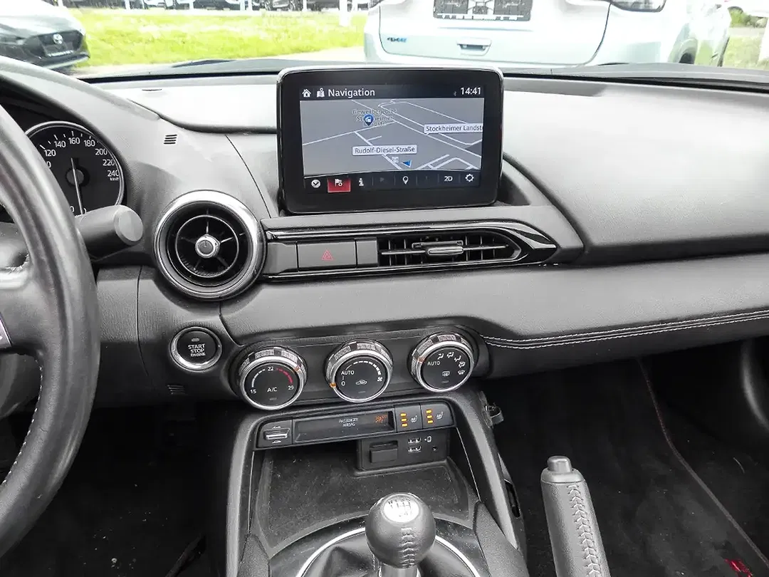 Mazda MX-5 - Thumbnail 7